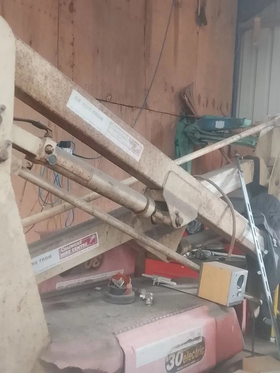 JLG 30 E - Image 2