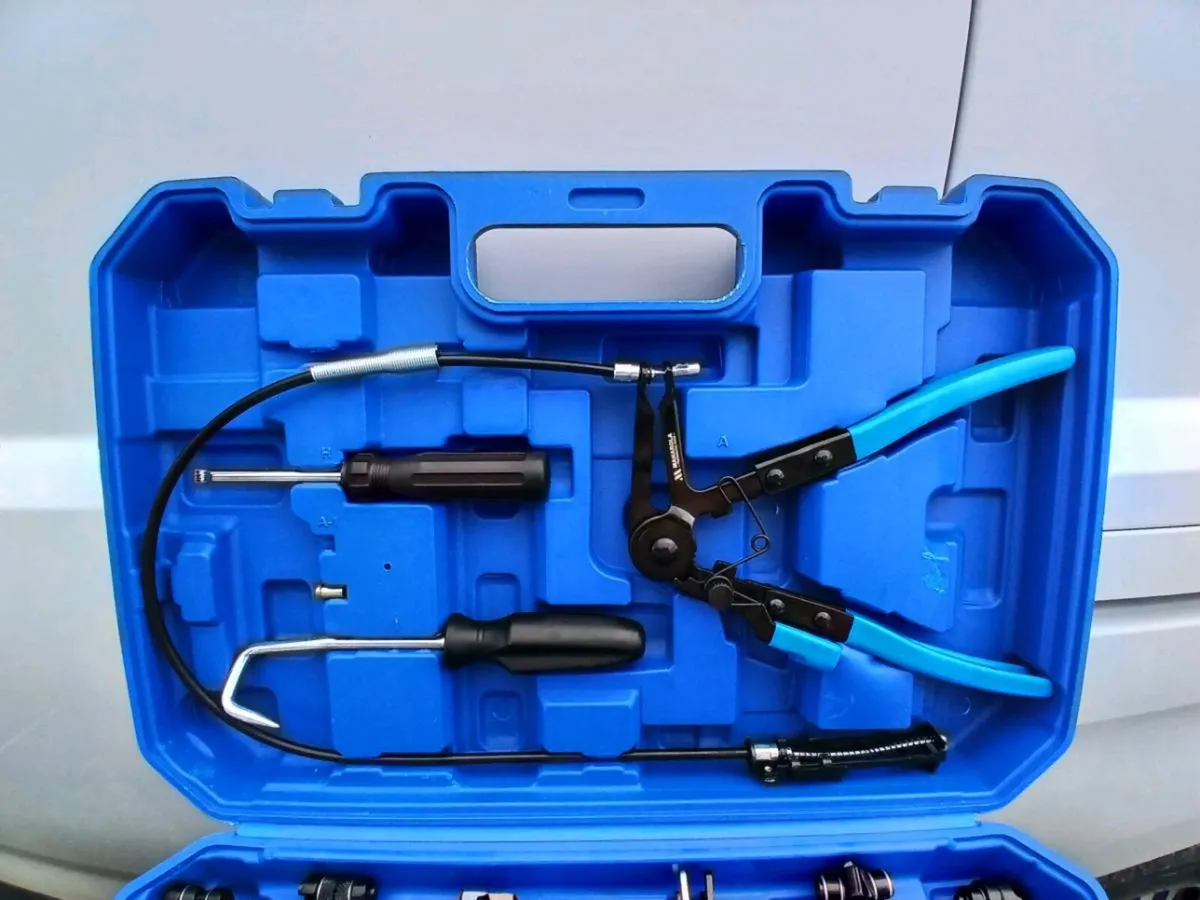 Manarola 9-Piece Hose Clamp Pliers Set - Image 3