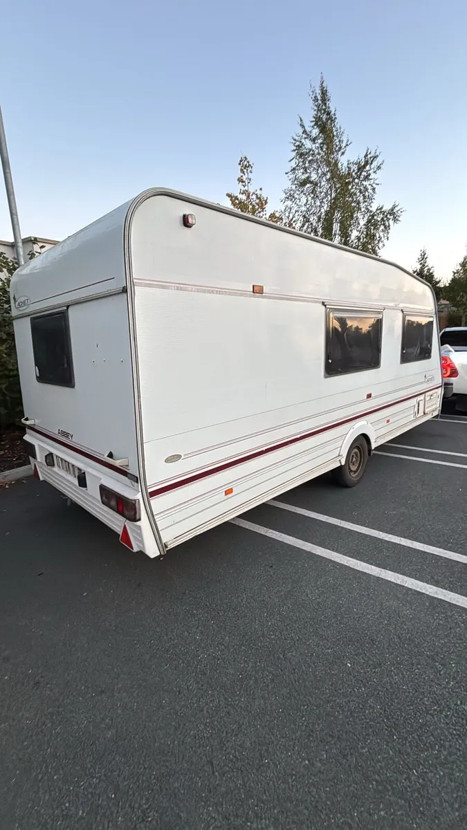 Abbey Cachet 4 berth - Image 2