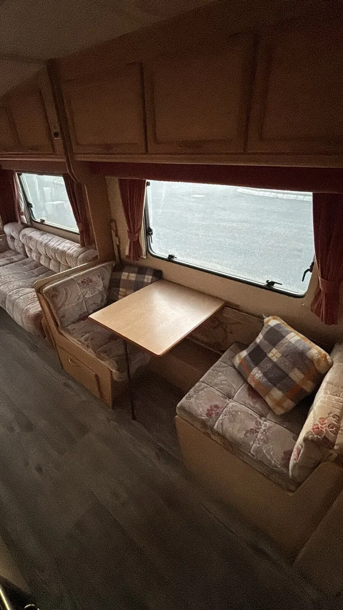 Abbey Cachet 4 berth - Image 4