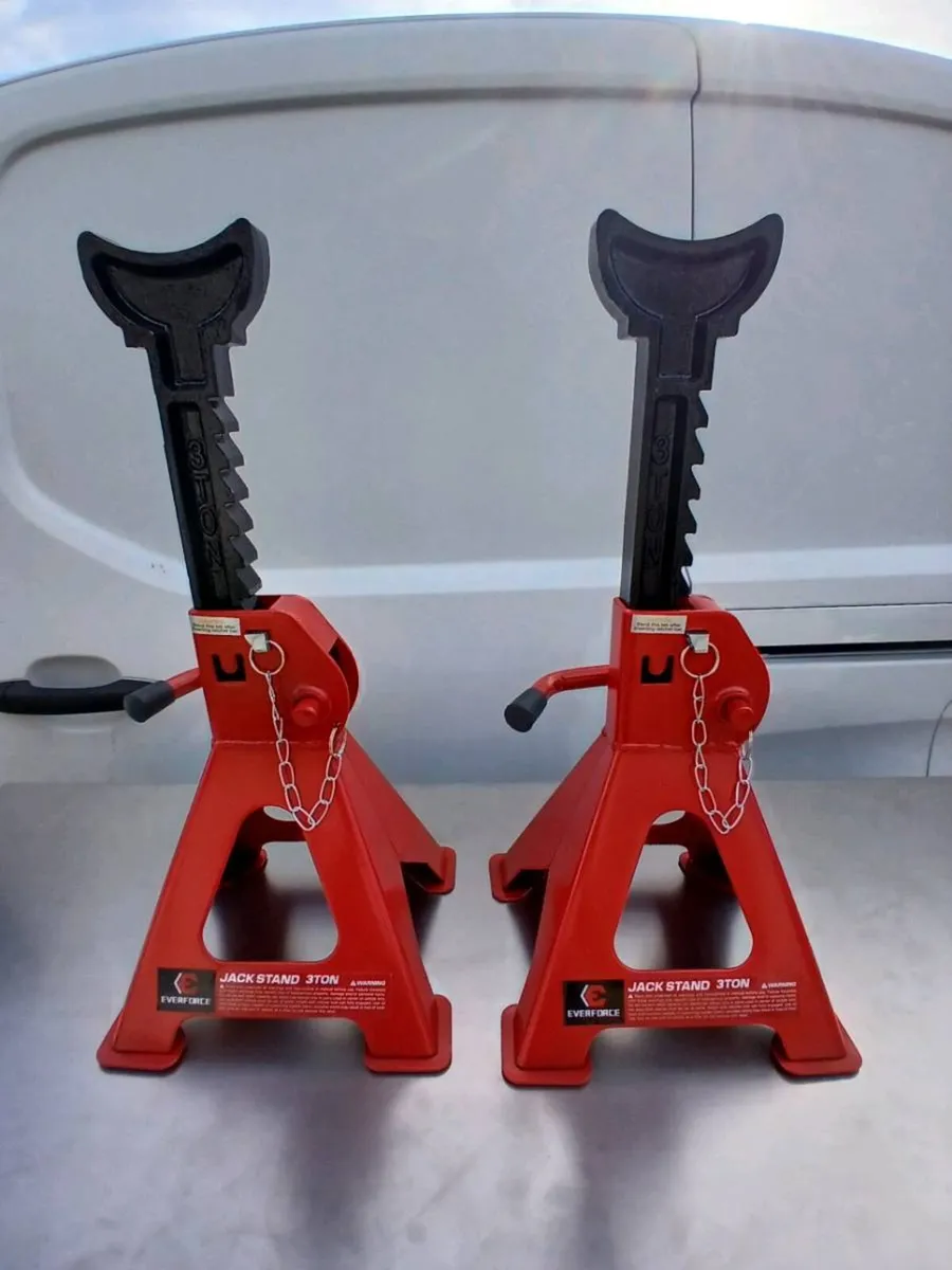 3-TON JACK STAND SET – ONLY €40! - Image 2