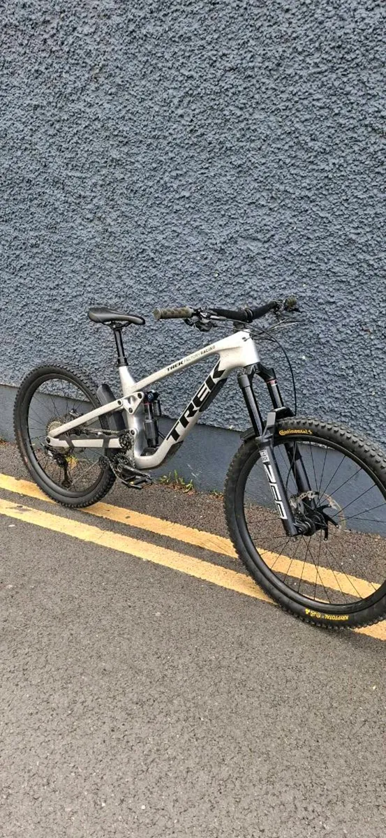 Trek Slash 9.8 large - Image 1