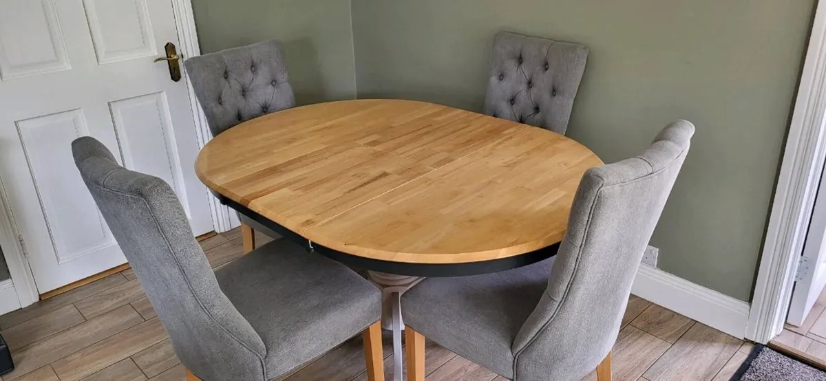 Dining Room Table - Image 2