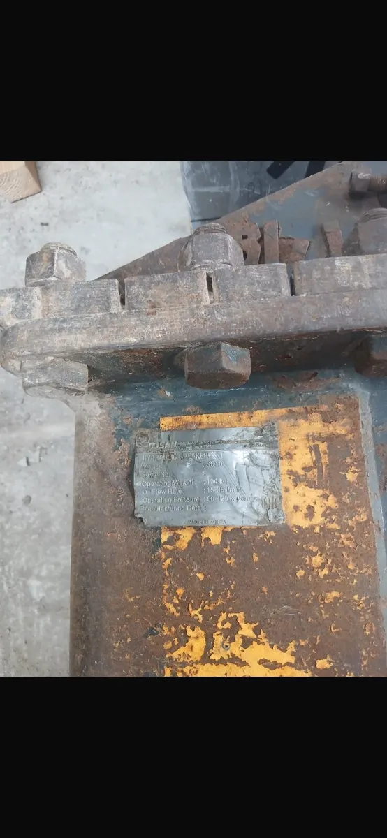 Rock breaker - Image 4