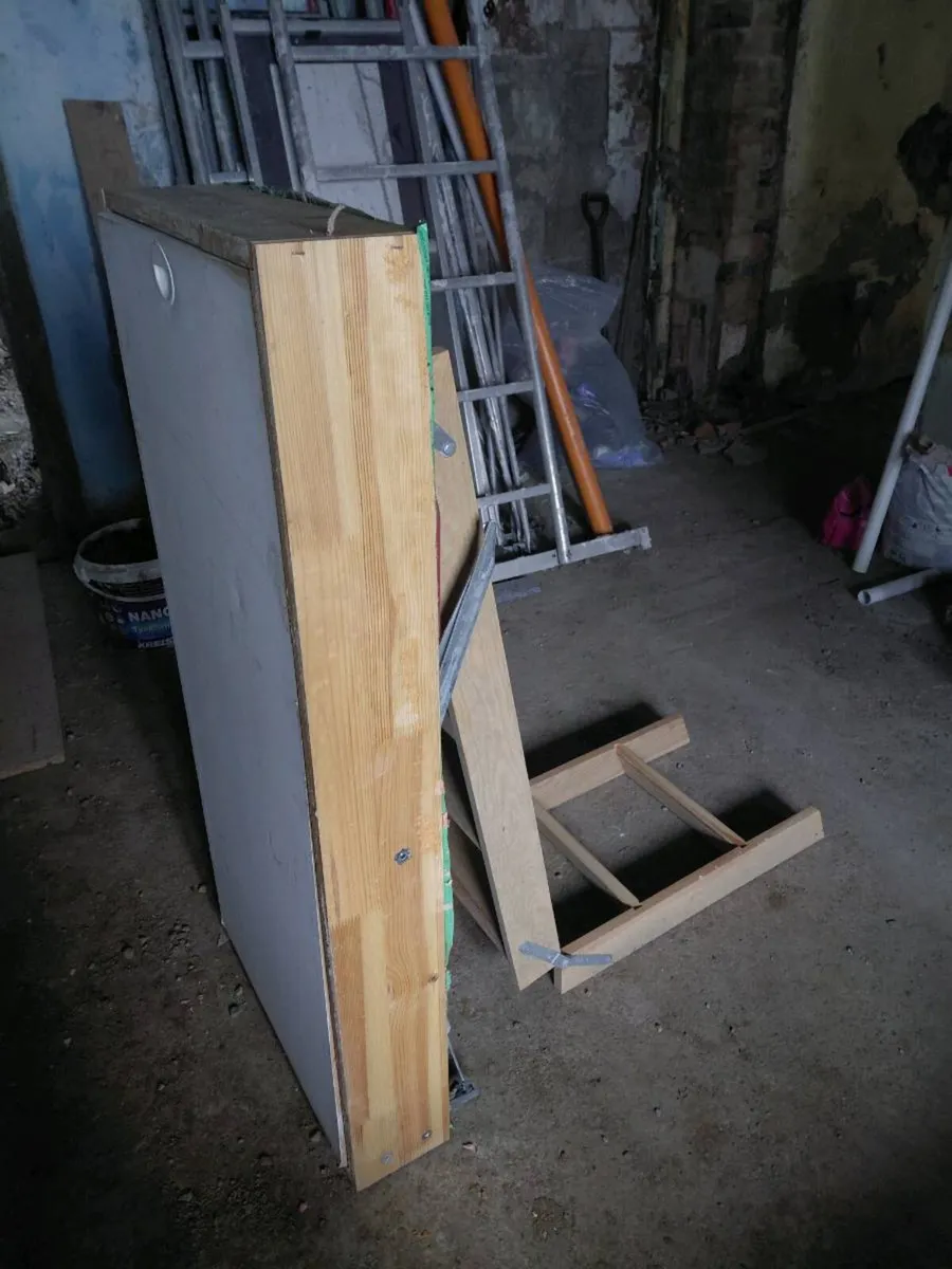 Attic ladder - Image 2