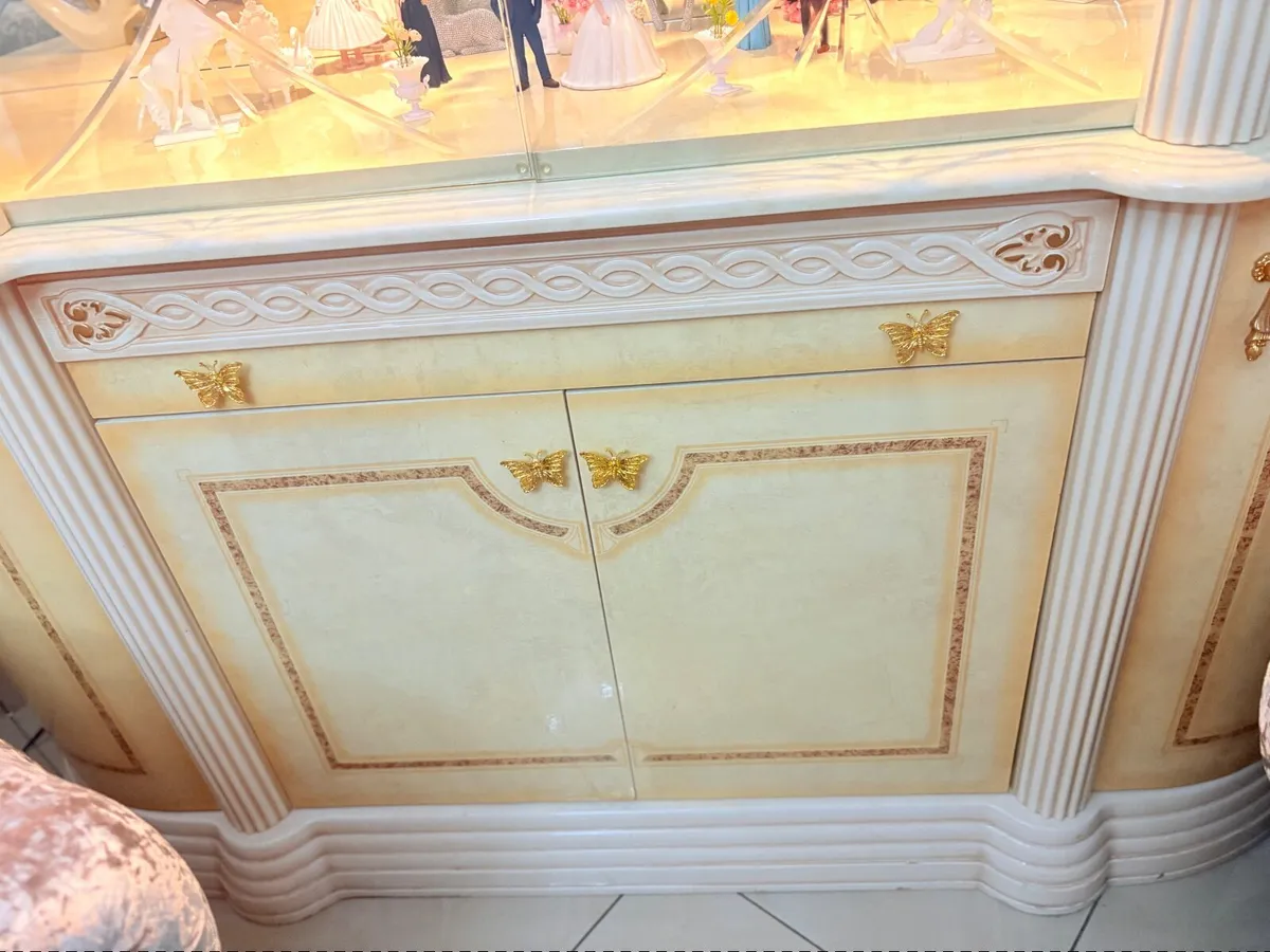 luxurious cream and gold Italian-style curved glas - Image 4