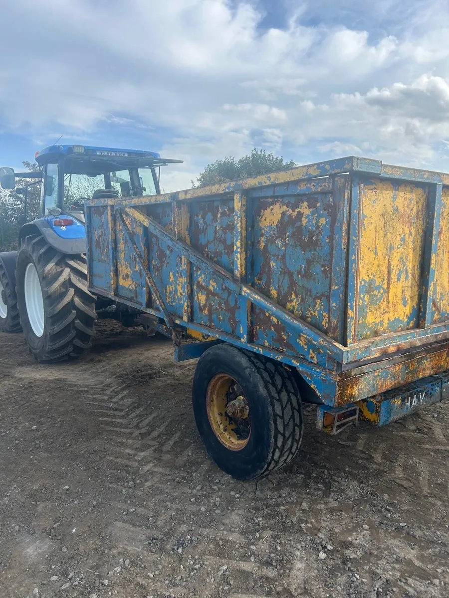 Tipper grain trailer - Image 1