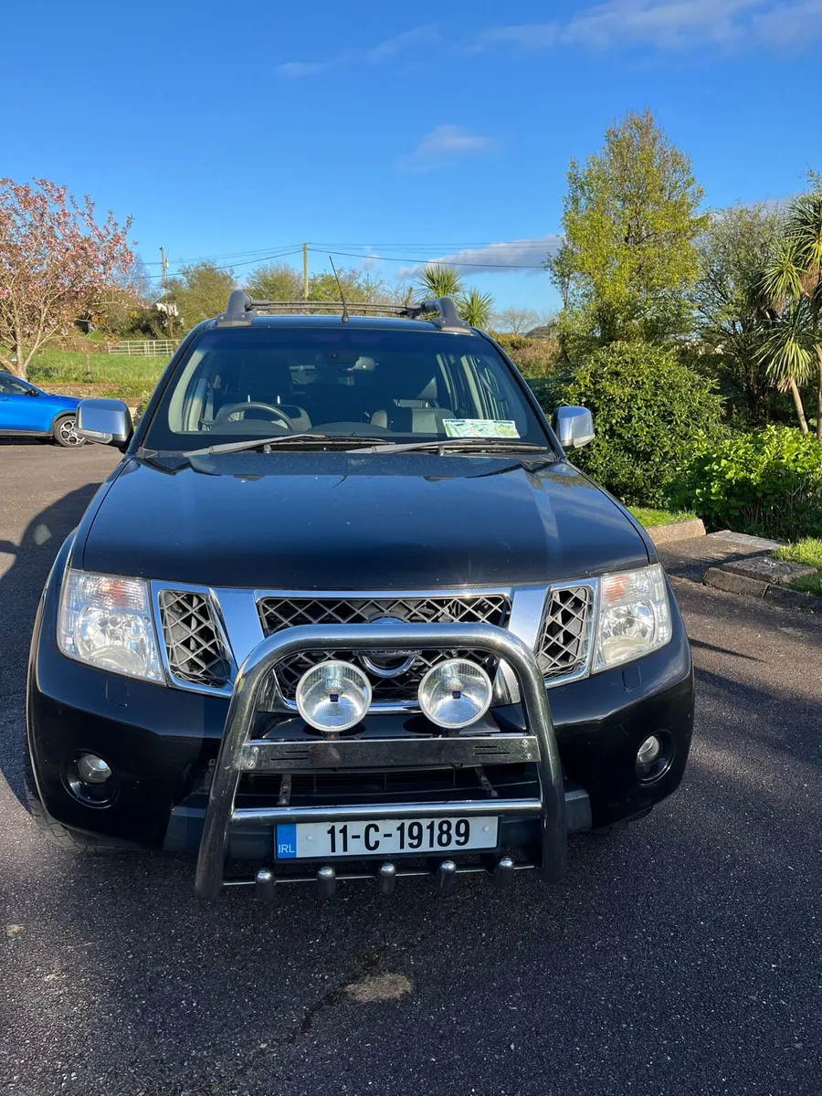 Nissan Navara 2011 - Image 1