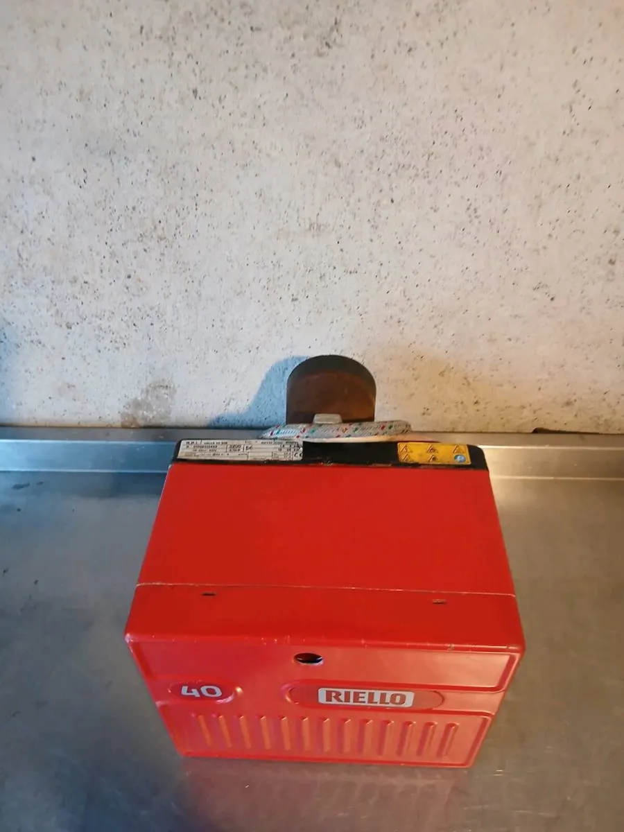 Riello 40 Oil Burner for Sale - Image 2