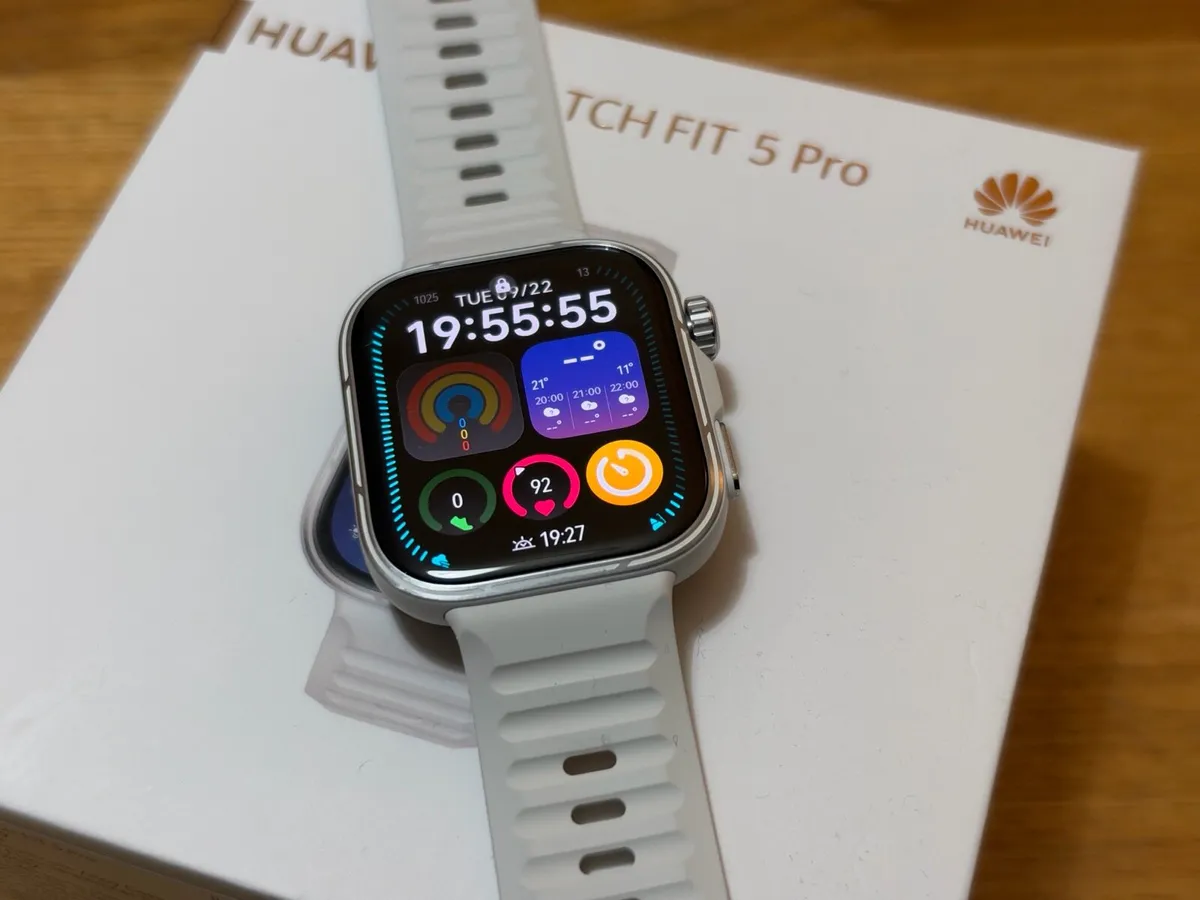 Huawei Watch fit 5 pro - Image 1