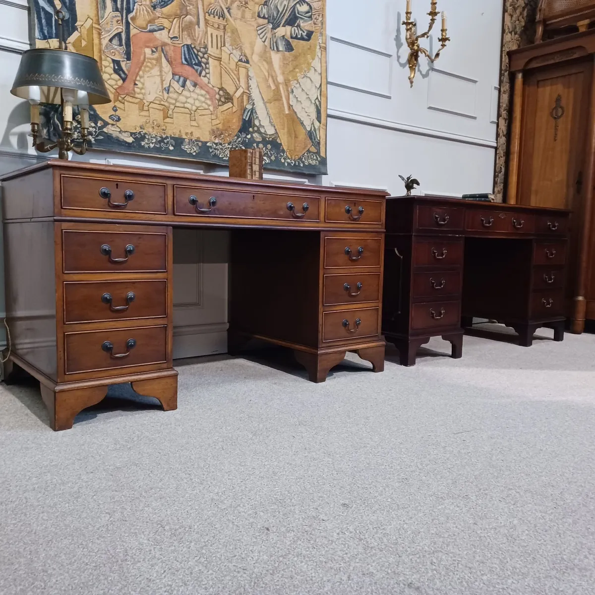 Victorian-style Leather top pedestal desks - Image 4