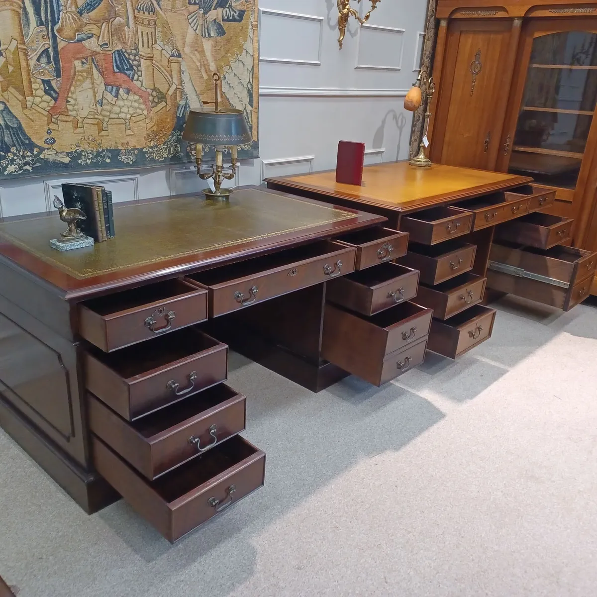 Victorian-style Leather top pedestal desks - Image 2