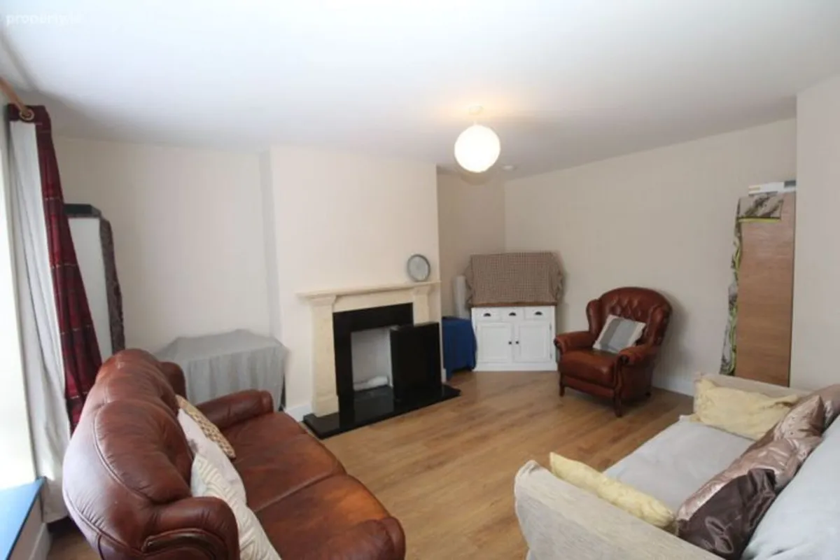 Selling a house - Image 2