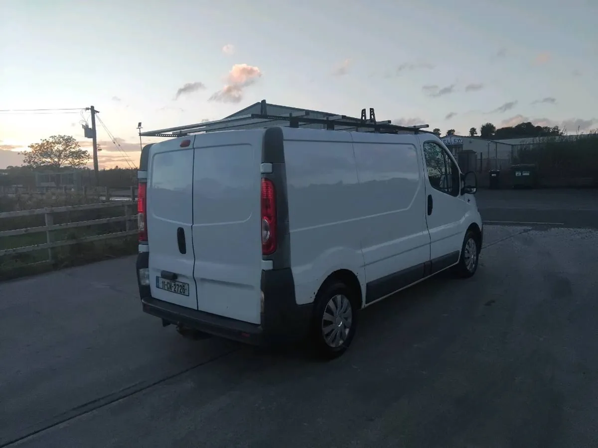 2011 vivaro van for sale cvrt tested 03/27 - Image 4