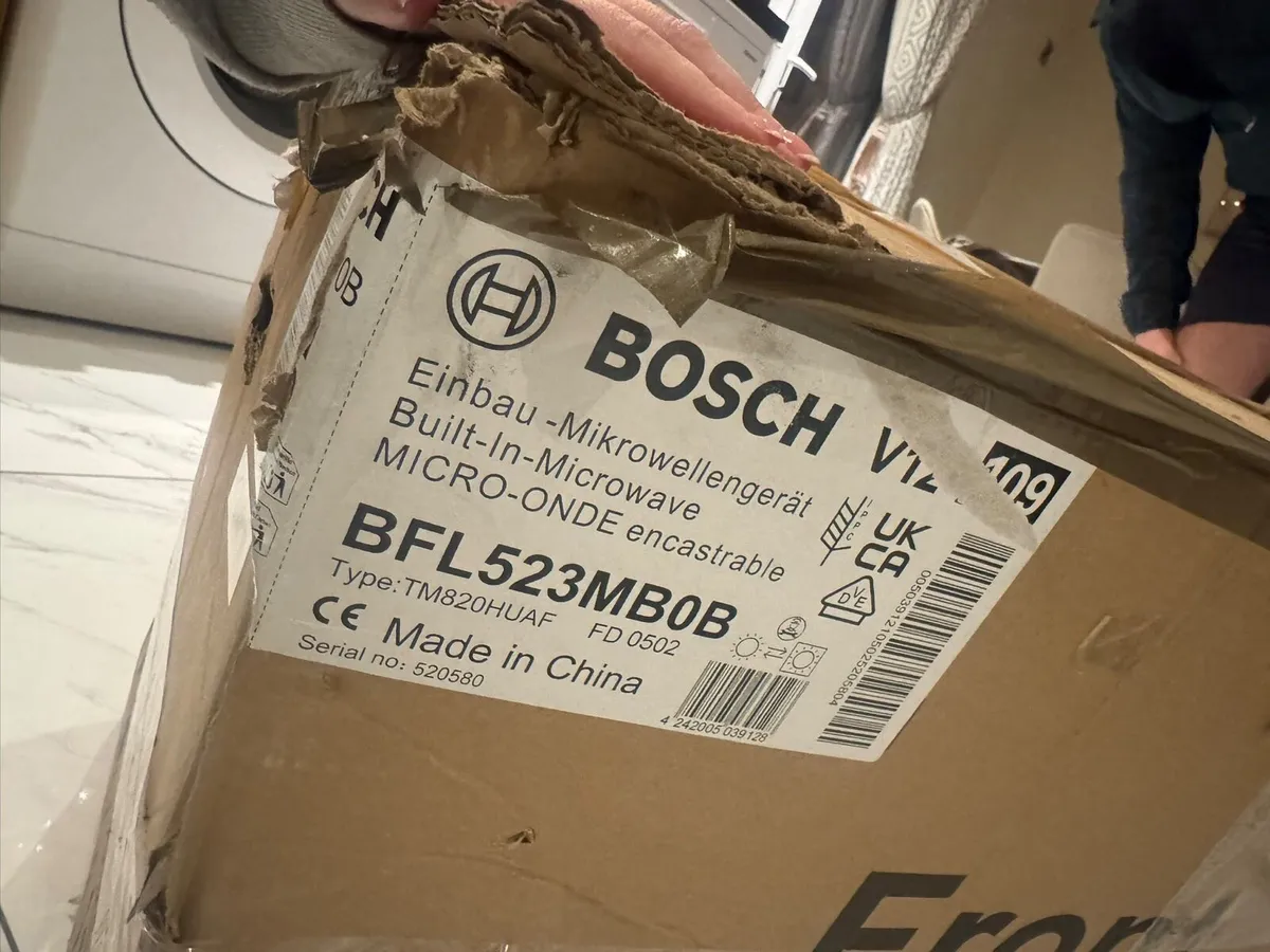 Bosch Built in Microwave - Image 2