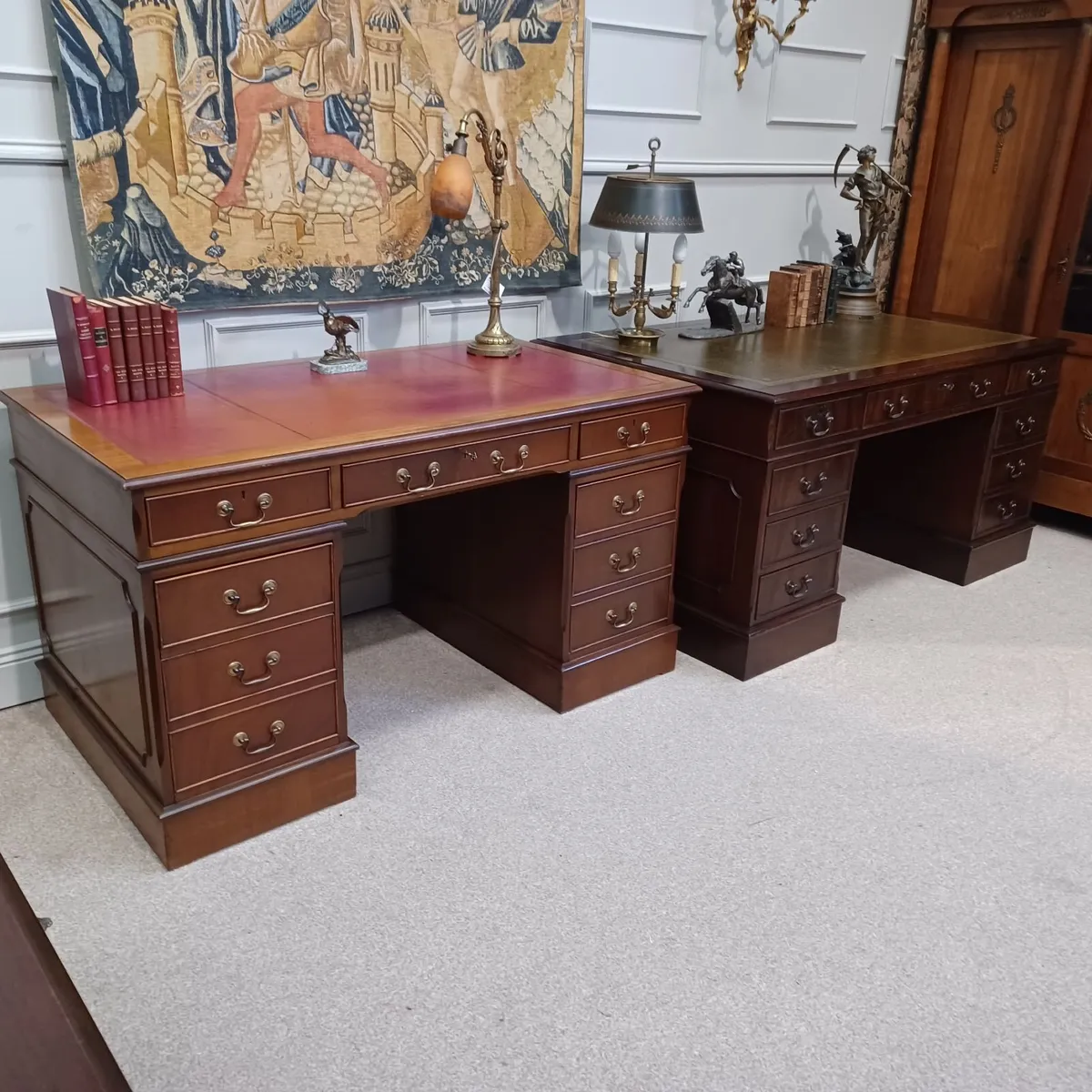 Victorian-style Leather top pedestal desks - Image 2