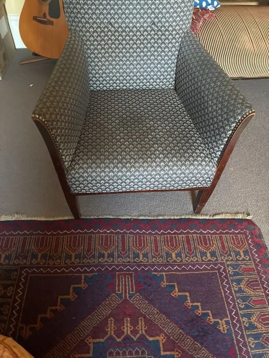 small armchair - Image 3