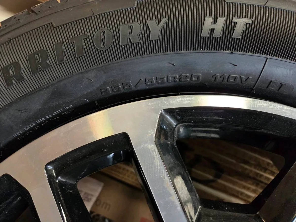 Volkswagen Alloy wheels - Image 3