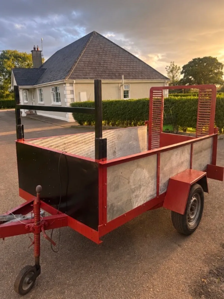 8 x 4 Trailer - Image 1