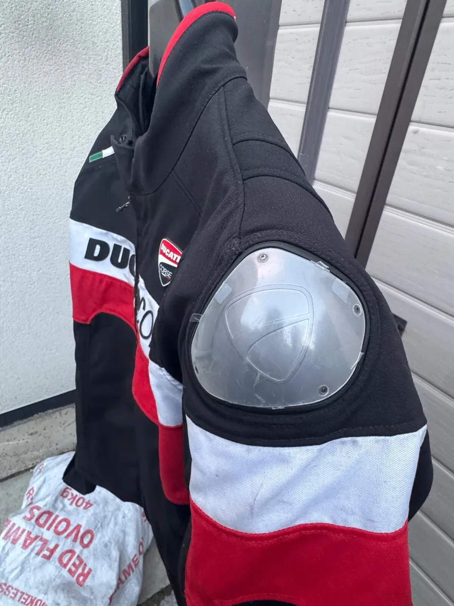 Dainese corse Ducati armoured jacket - Image 2