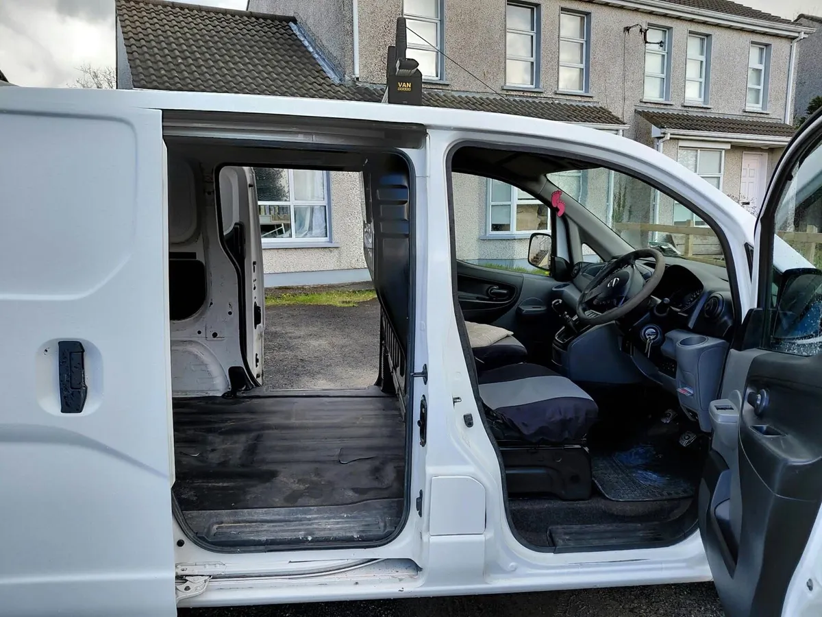 2016 Nissan NV200 1.5 dCi – Clean Van – Roof Bars - Image 4