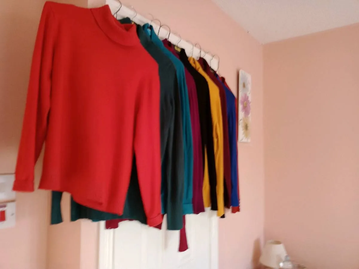 POLO NECKS (11) - Image 3