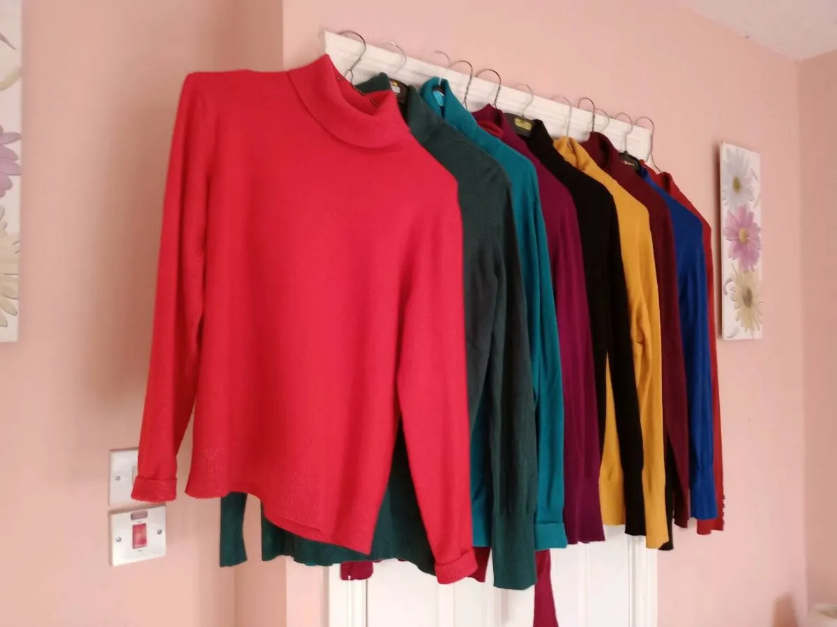 POLO NECKS (11) - Image 4
