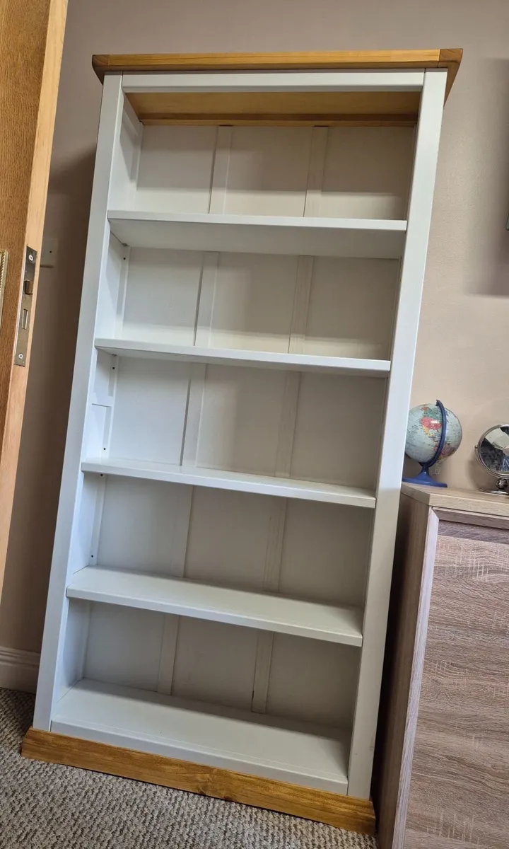 Furniture bookshelf - Image 1