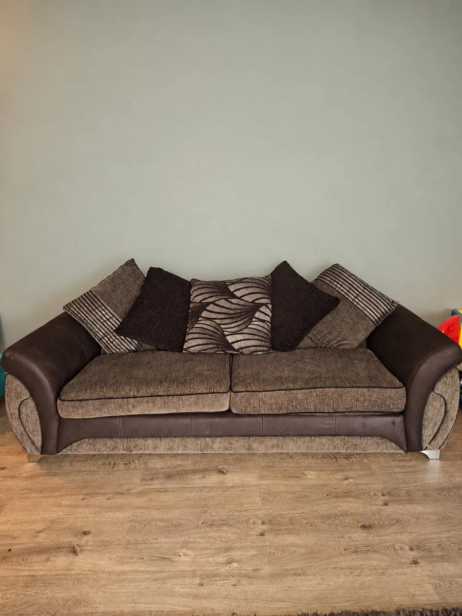 2 x 2 seater & 1x 3 seater - Image 2