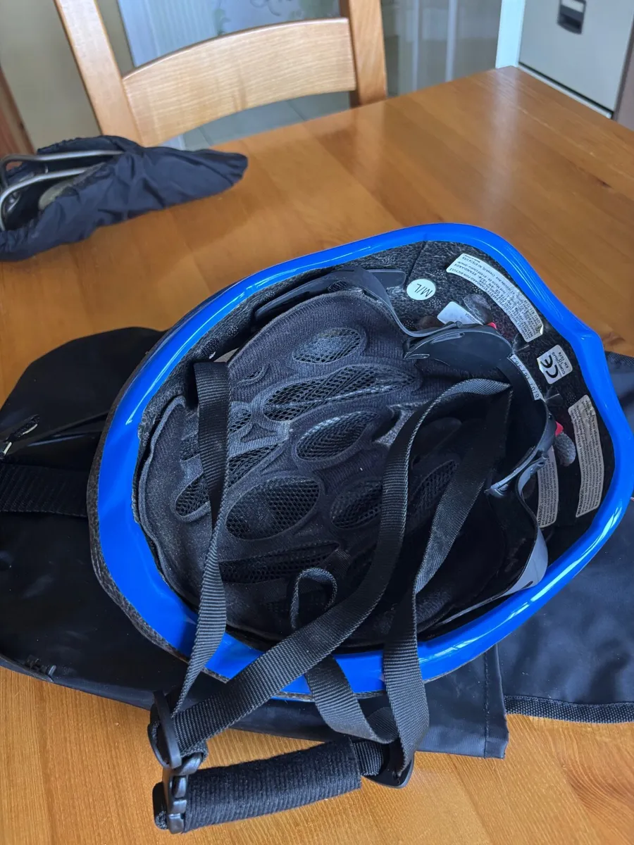 Cycling helmet - Image 2