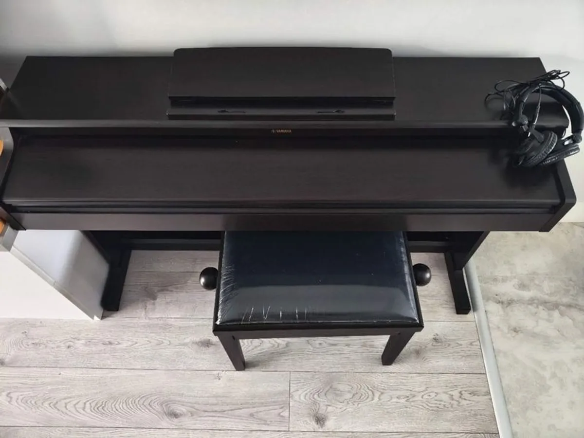 Digital Piano - Image 4
