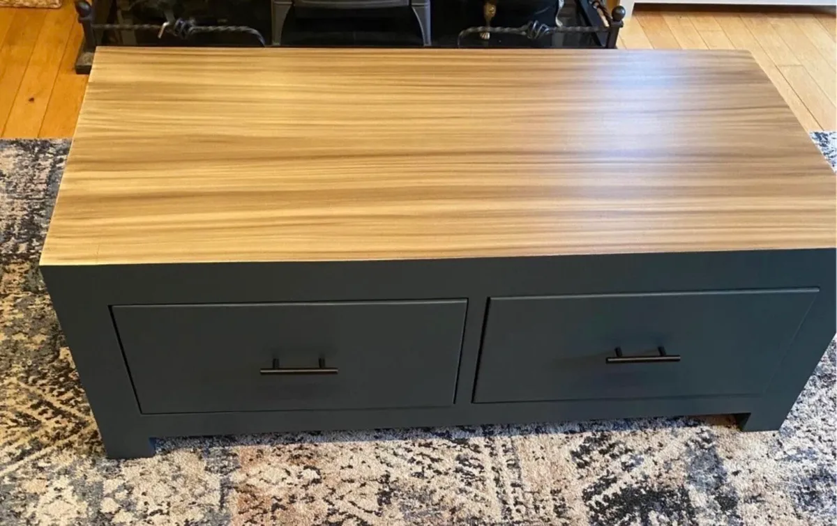 Large coffee table - Image 4