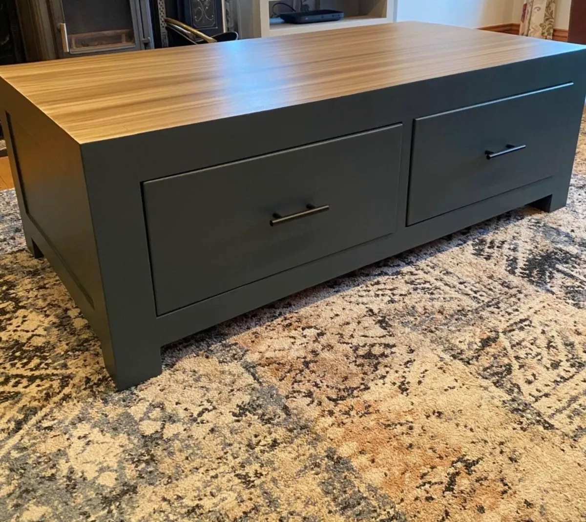 Large coffee table - Image 1