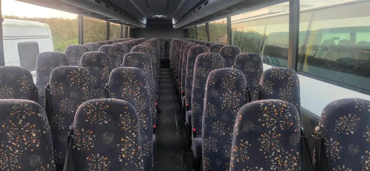 70 seats - Image 1