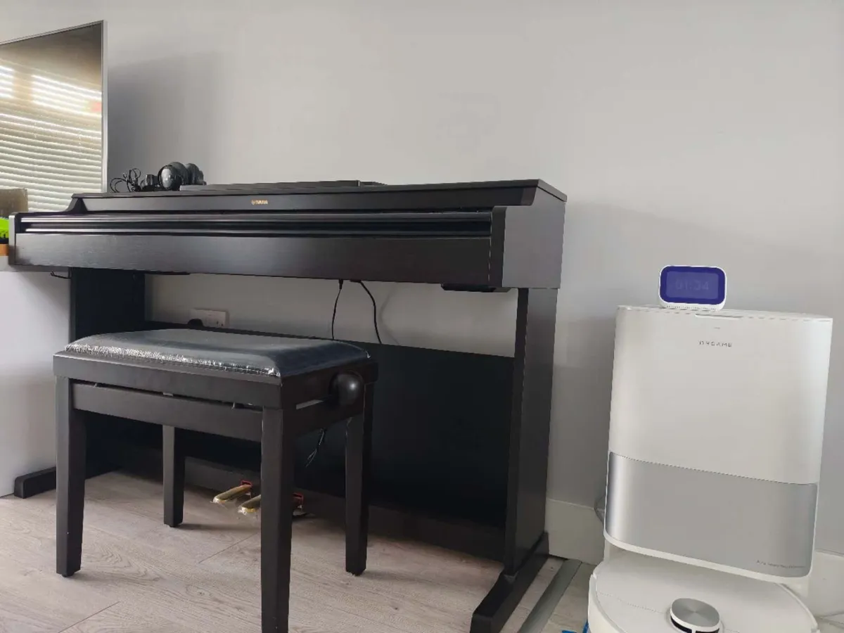 electric piano - Image 1