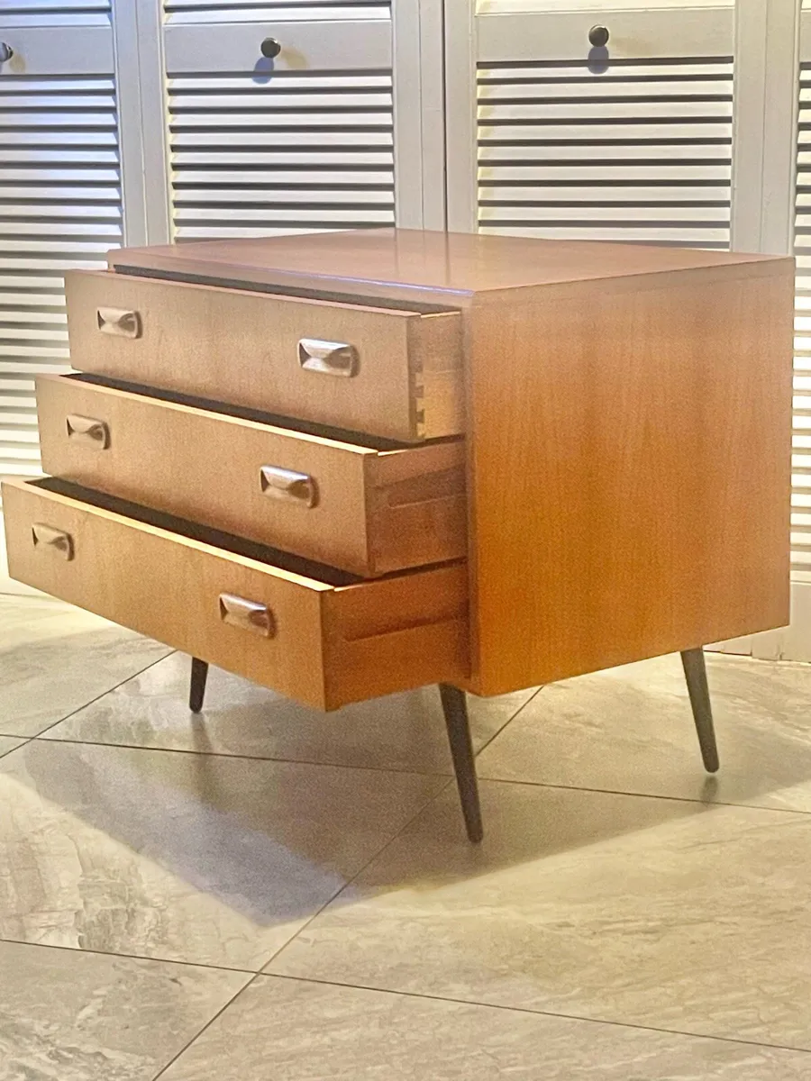 Mid century G plan chest - Image 1