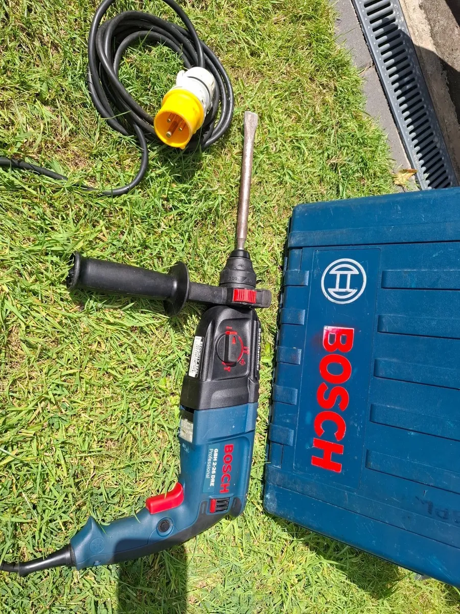 Bosch drill/breaker - Image 3