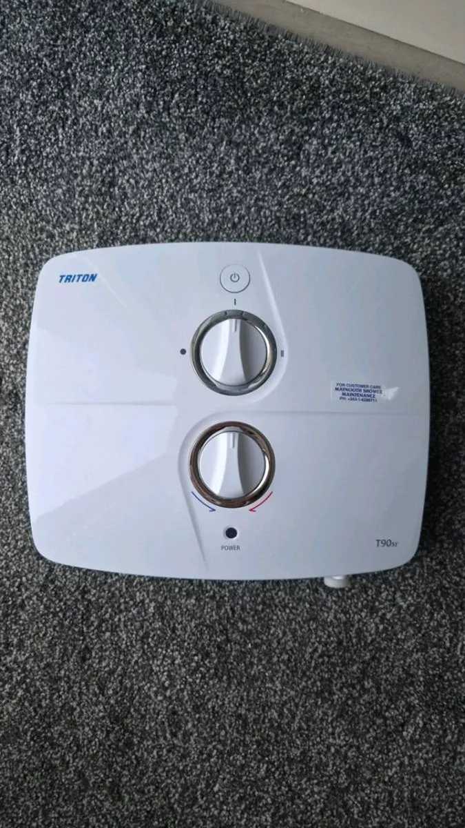 Triton T90sr Electric Shower - Image 1