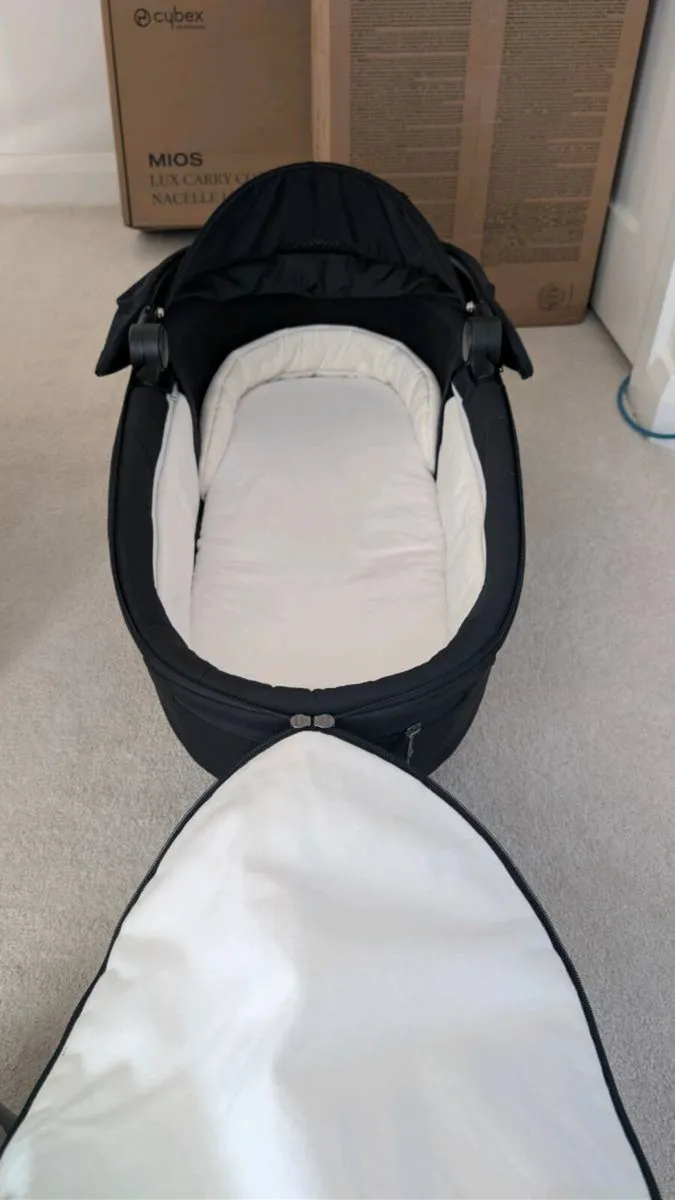 Cybex MIOS Lux Carry Cot - Image 4