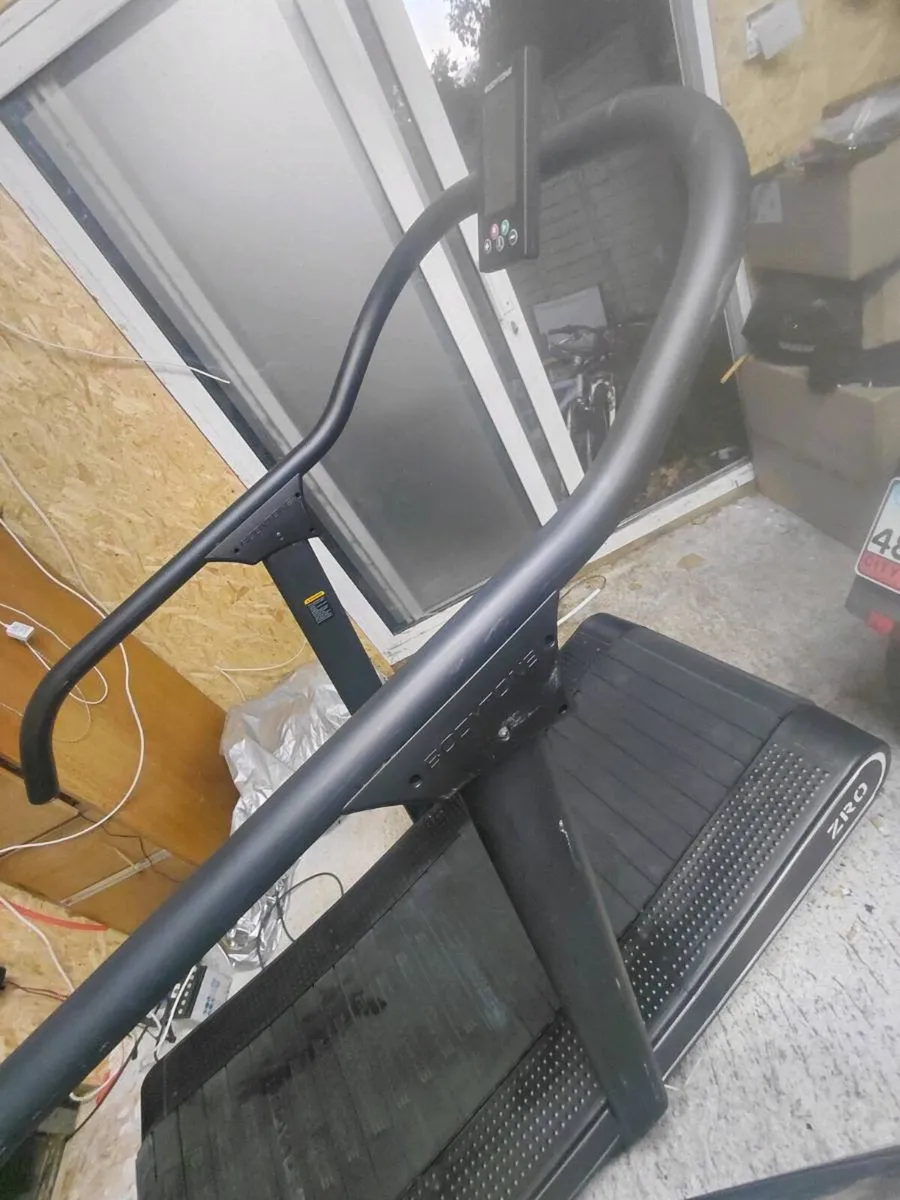 Treadmill - Image 4