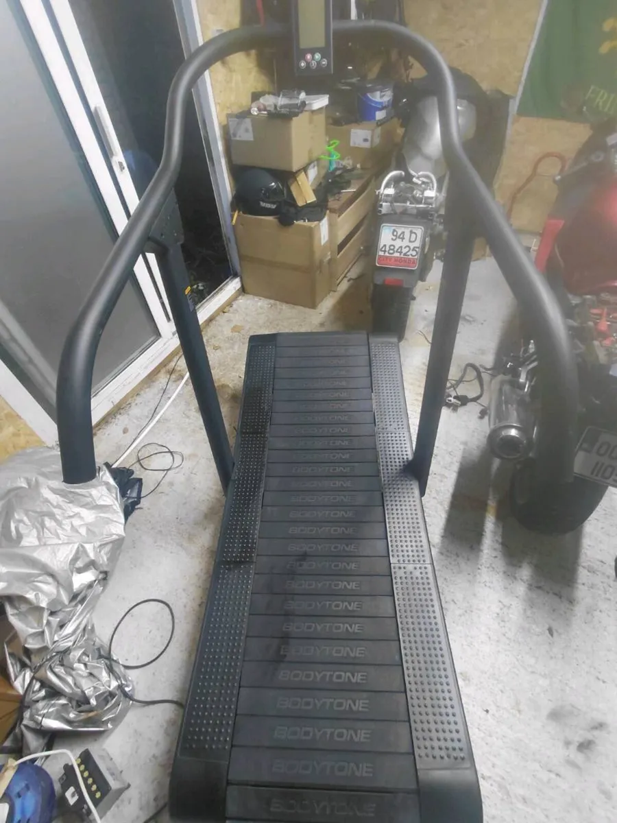 Treadmill - Image 3
