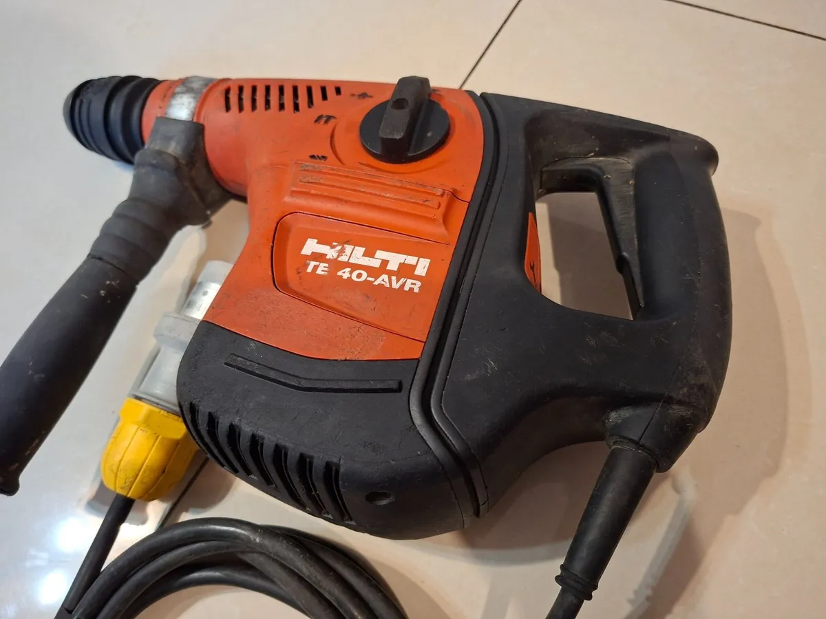 Hilti TE 40-AVR Sds+ 3 Mode 110v - Image 2