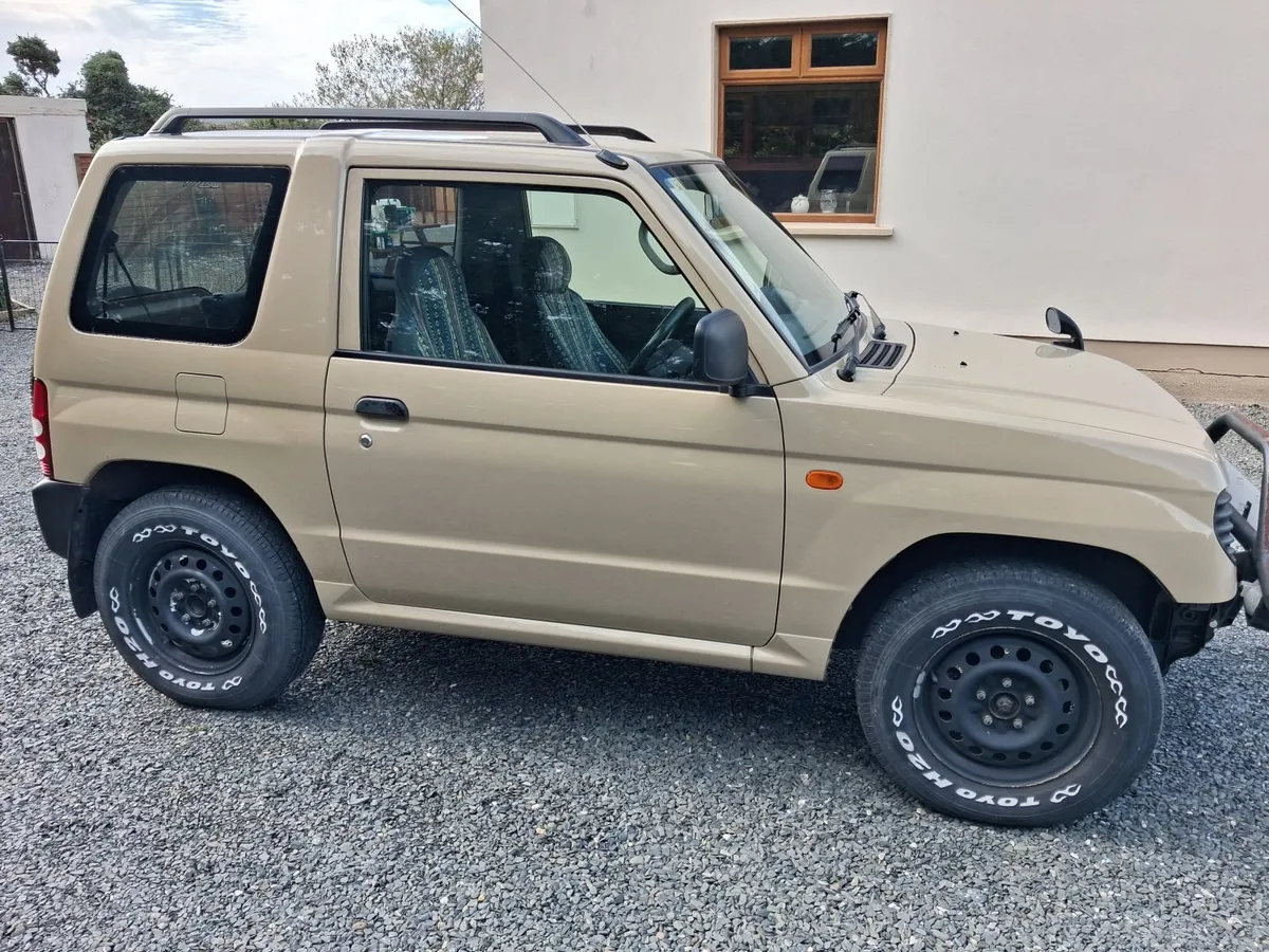 Mitsubishi Pajero 1996 - Image 1