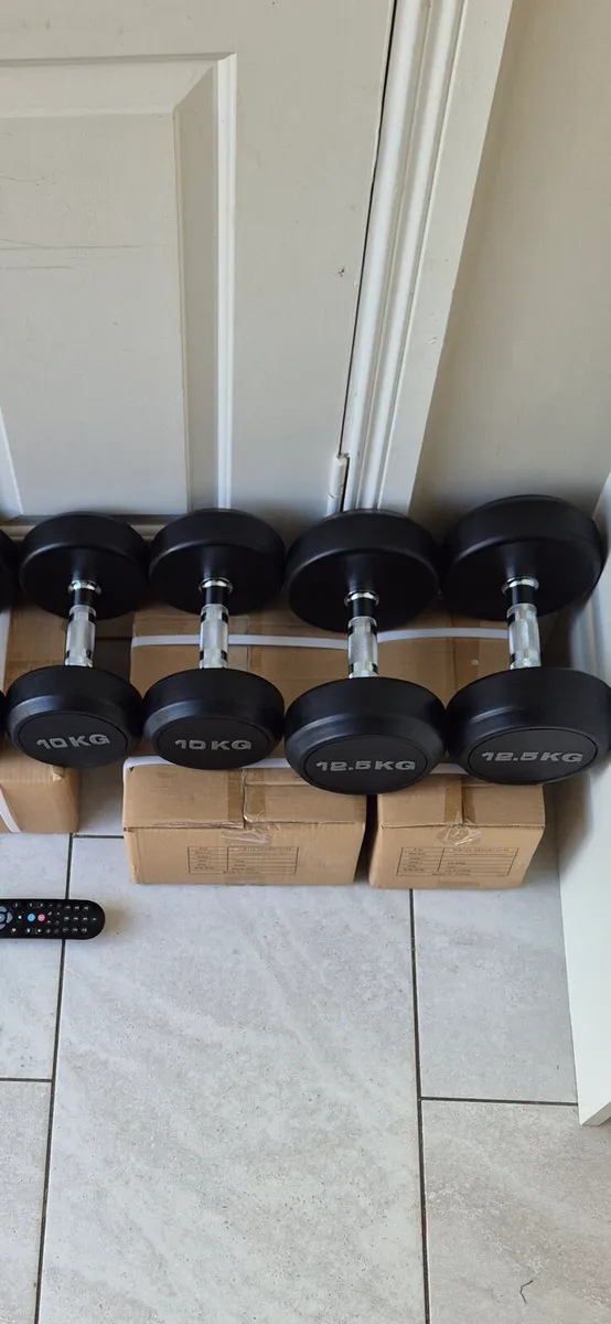 2xbrand new sets of dumbbells , 2x12.5kg, 2x10kg - Image 1