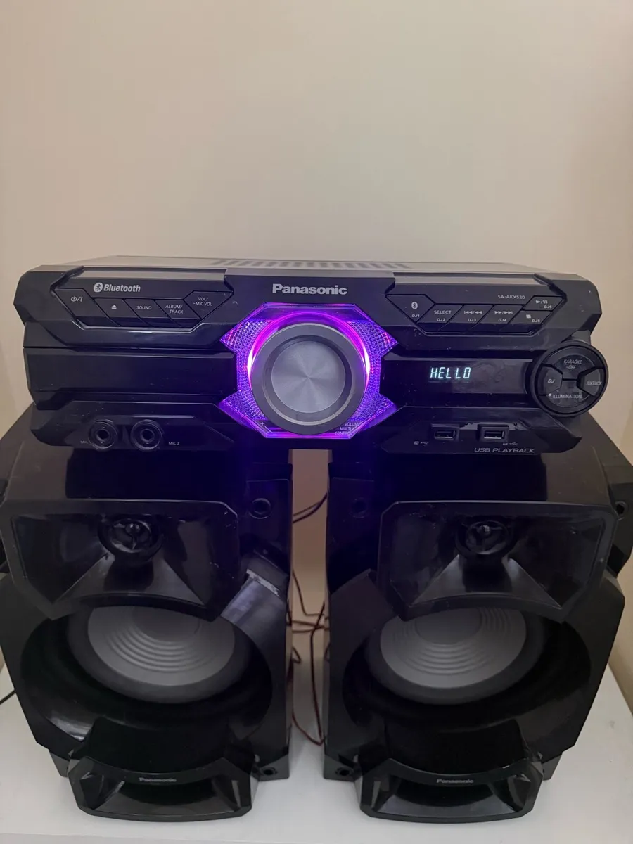 Panasonic system & case flight case + CDs - Image 1