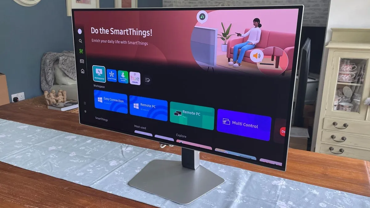 Samsung Odyssey OLED G8