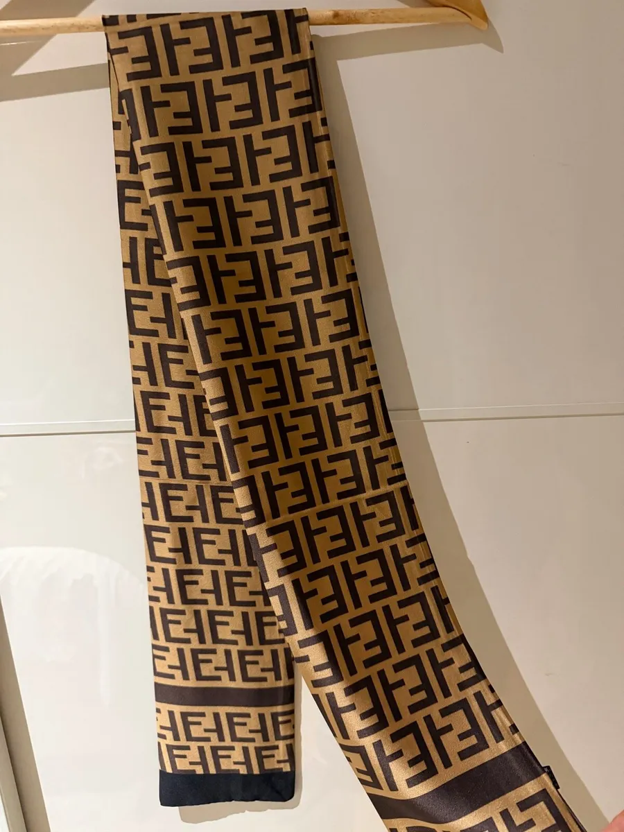 Men’s scarf - Image 1