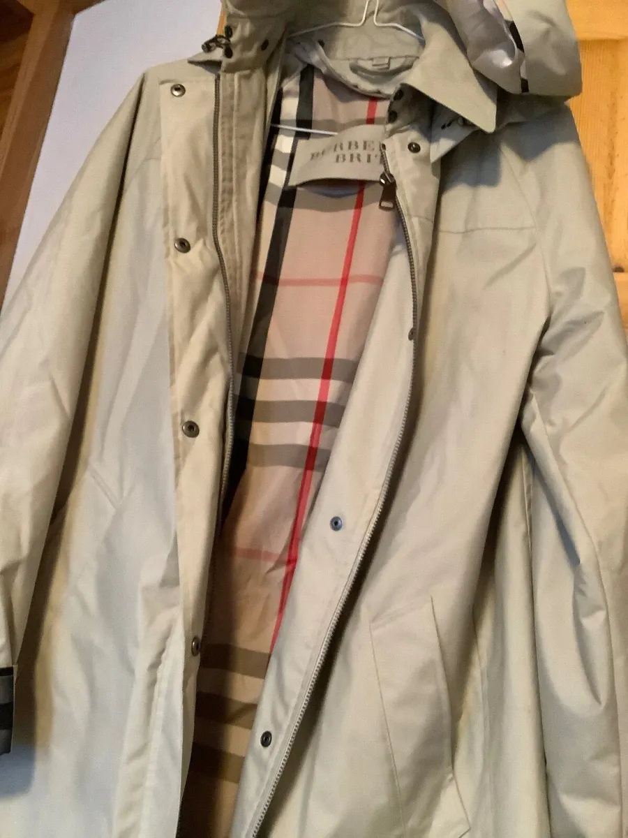 Clothes - Image 3