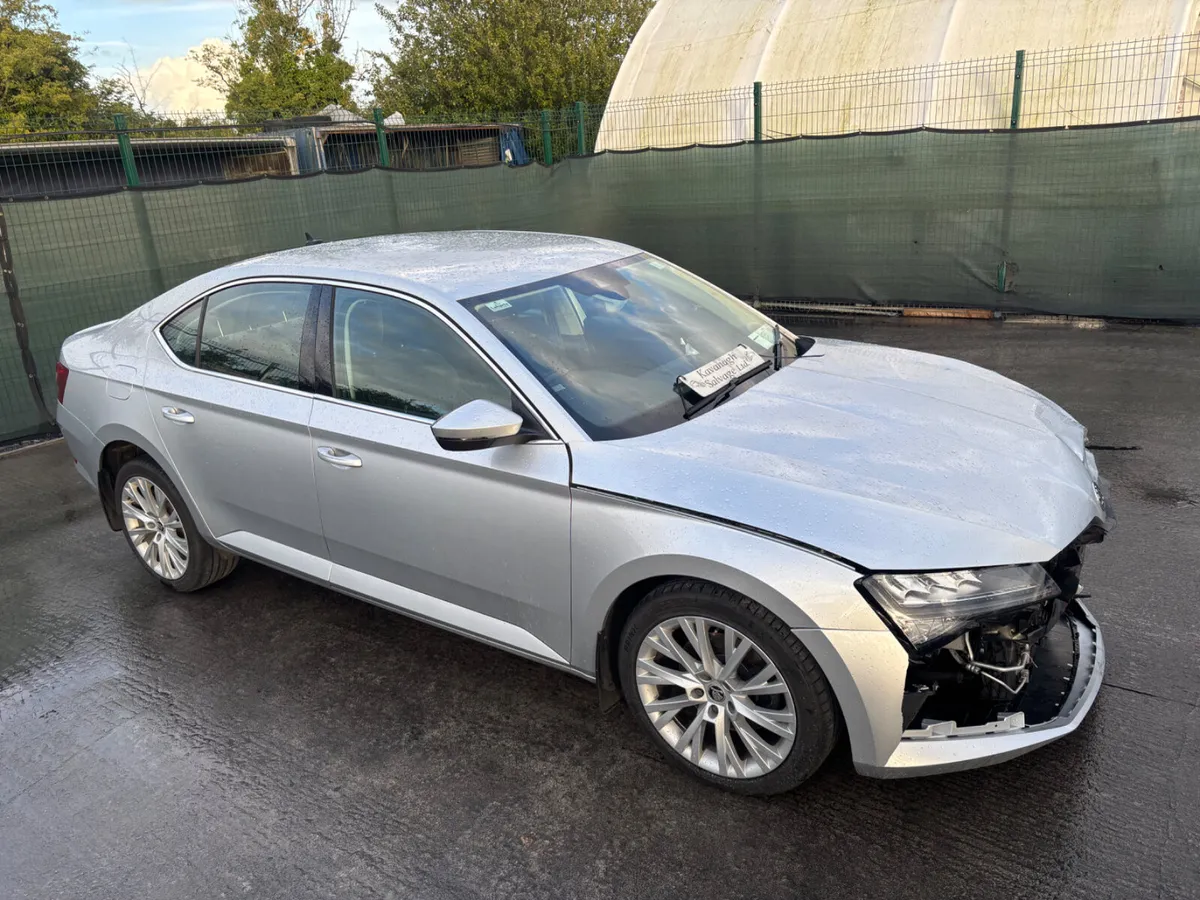 202 Skoda Superb TDi Automatic Full Leather - Image 1