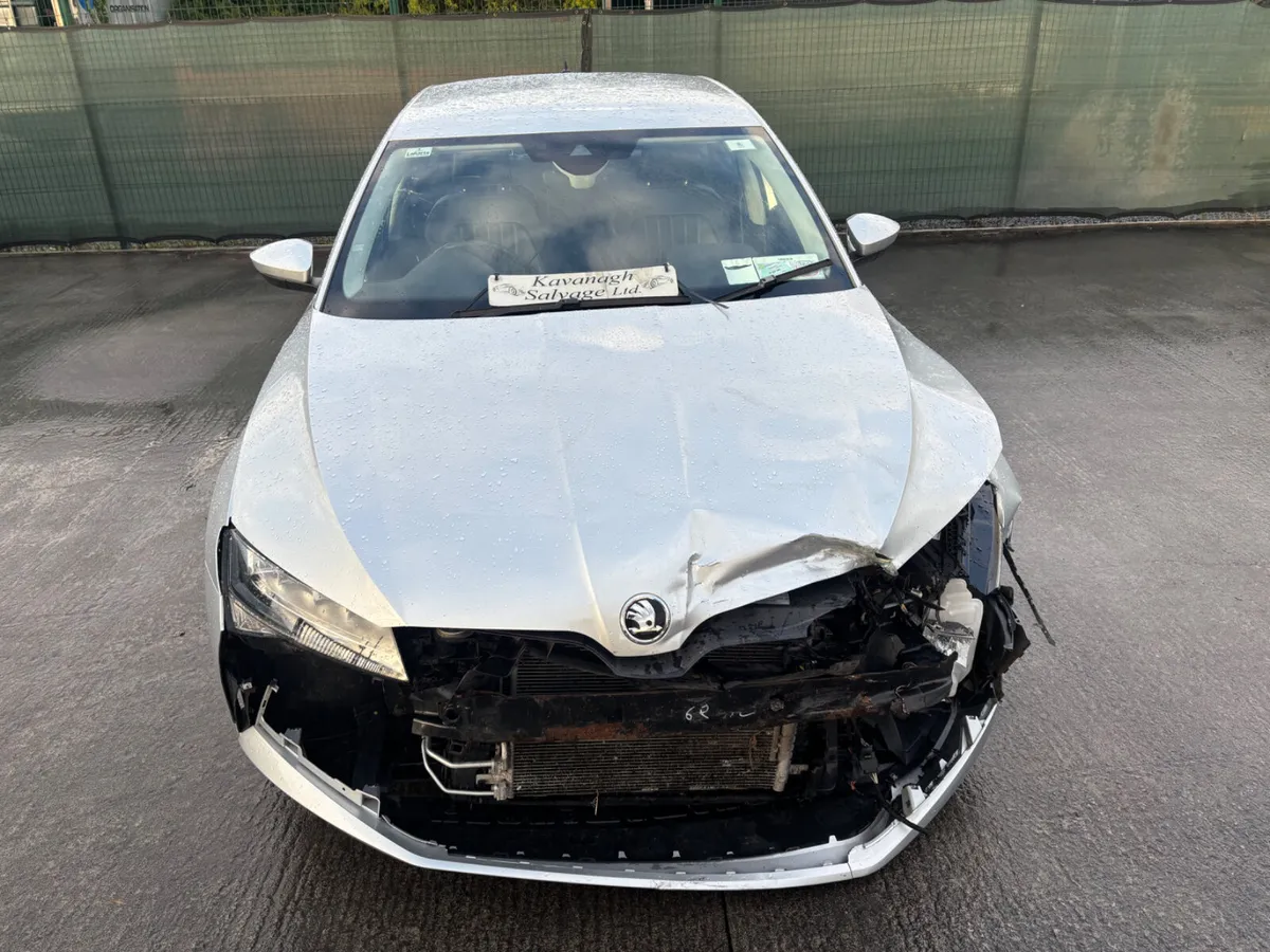 202 Skoda Superb TDi Automatic Full Leather - Image 3